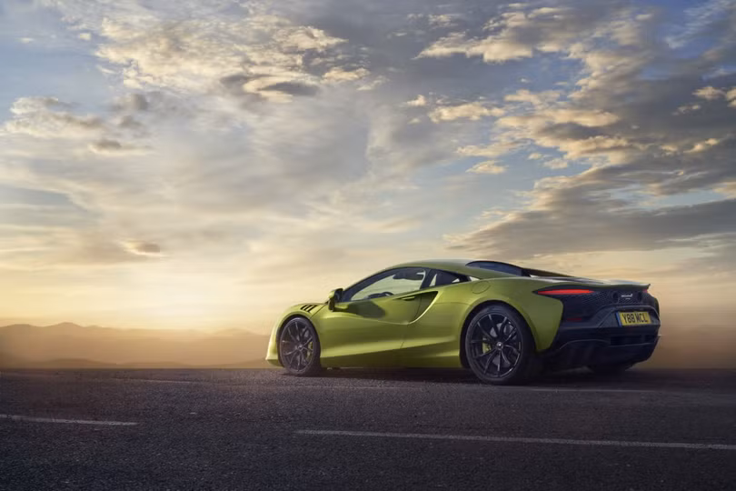 McLaren ra mắt siêu xe hybrid Artura