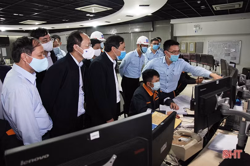 Các doanh nghiệp tại KKT Vũng Áng cần nỗ lực thực hiện tốt mục tiêu kép