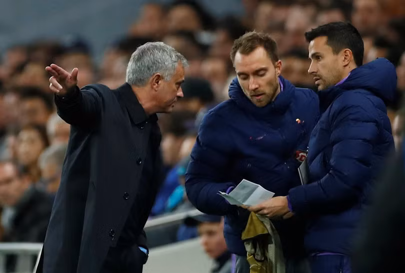 Thầy trò HLV Jose Mourinho ngược dòng thắng 4-2 ở Champions League