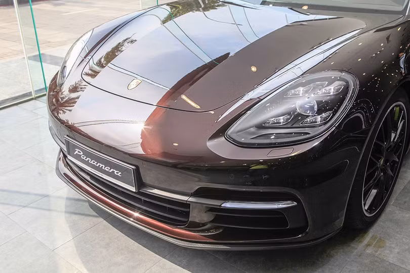 Chi tiết Porsche Panamera 4 Sport Turismo giá 6,642 tỷ tại Việt Nam