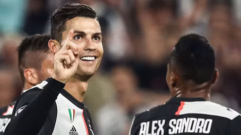 Ronaldo thiết lập thêm hàng loạt kỷ lục cá nhân tại Champions League
