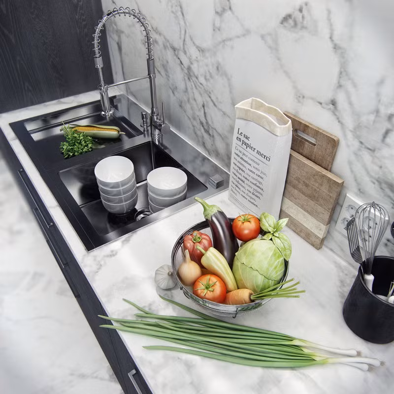 Căn hộ đẹp nổi bật với bức tường bằng cây xanh