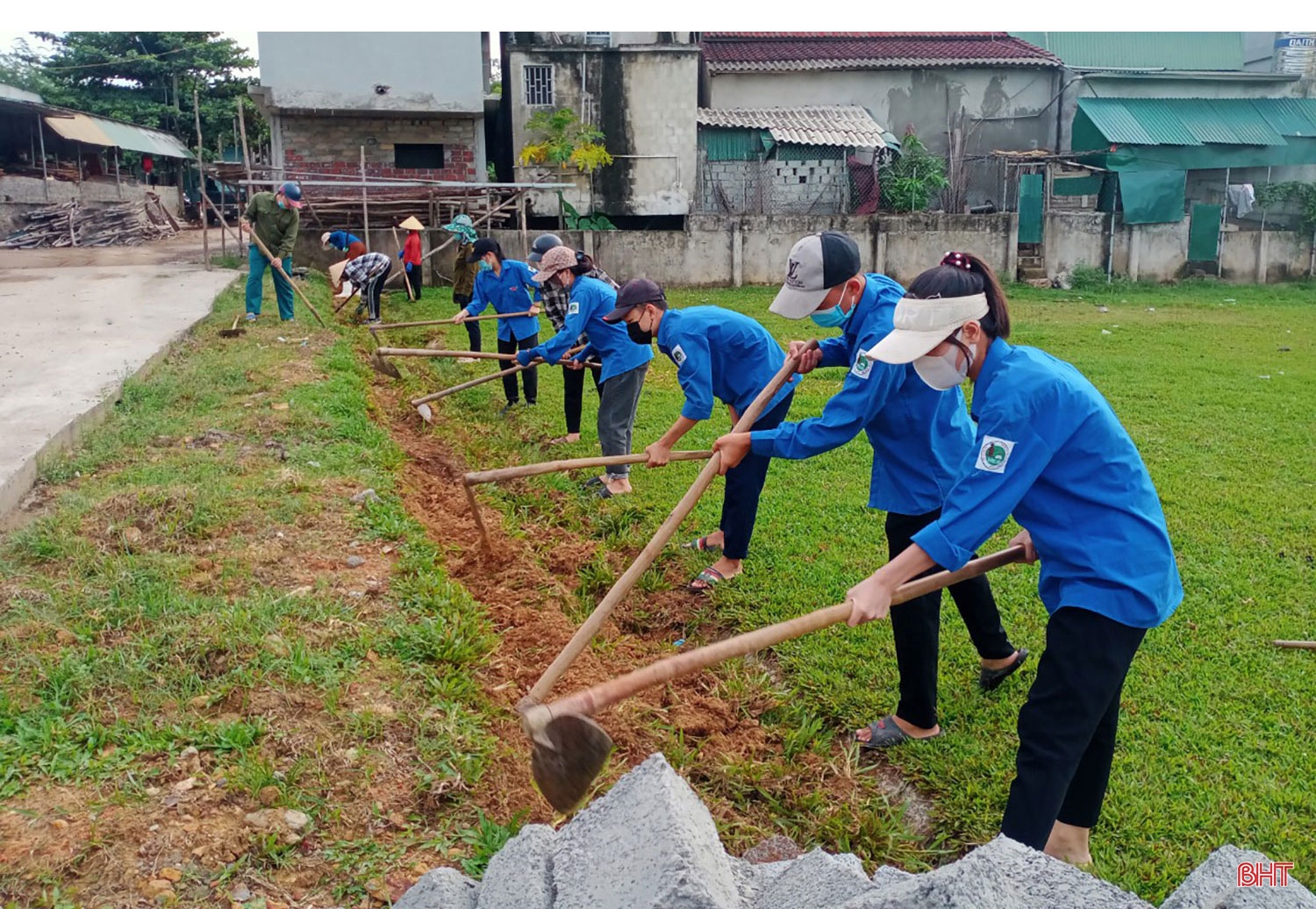 Đảng viên là người có đạo ở Hà Tĩnh - khi “hạt giống đỏ” được ươm mầm (bài 1): Niềm tự hào trong gia đình 3 đảng viên là người có đạo