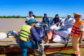 An ninh trật tự đường thuỷ mùa mưa bão được triển khai thế nào?