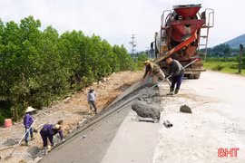 Chạy đua thi công cầu dân sinh trước diễn biến thời tiết