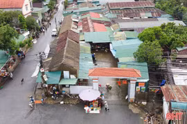 Chợ Trổ xuống cấp, hạ tầng bất cập