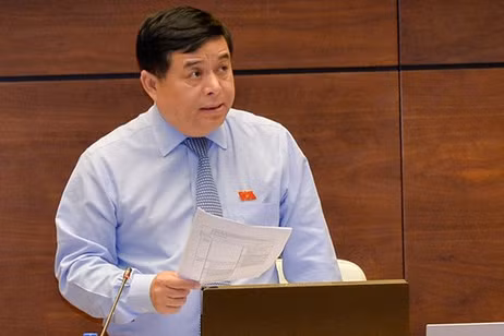 ket qua 6 thang kha quan nhung khong nen som thoa man