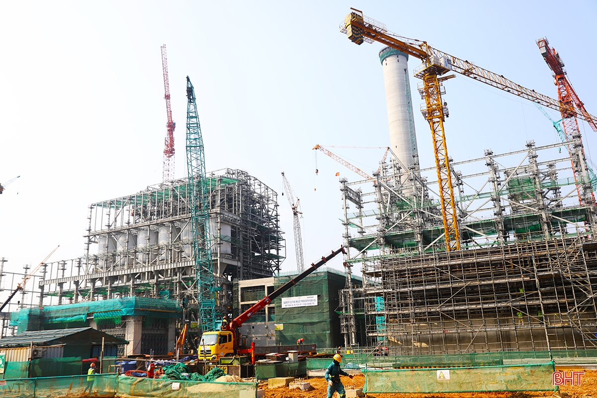 Cận cảnh công trường dự án Nhiệt điện Vũng Áng 2