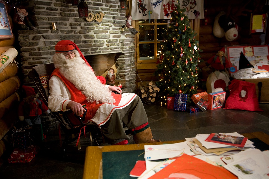 Đến thăm quê hương của ông già Noel