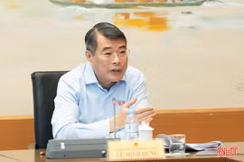 Thủ tướng dự thảo luận tổ với các đoàn ĐBQH Hà Tĩnh, Hải Phòng, Lạng Sơn