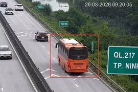 Chính phủ yêu cầu rà soát quy định về khoảng cách an toàn trên cao tốc và mức phạt