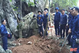 Quy tập được 1 hài cốt liệt sĩ quân tình nguyện và chuyên gia Việt Nam hy sinh trên đất Lào