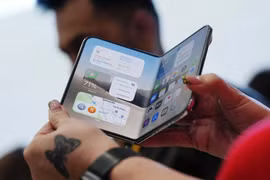 Apple đặt cược vào độ bền của iPhone Duo
