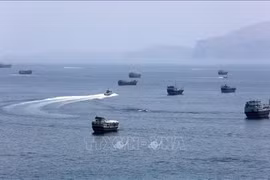 Iran thông báo lộ trình 7 ngày để mở lại eo biển Hormuz