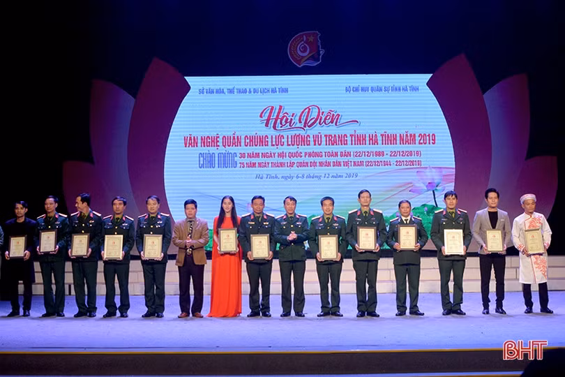 Đức Thọ đạt giải nhất Hội diễn Văn nghệ quần chúng lực lượng vũ trang Hà Tĩnh
