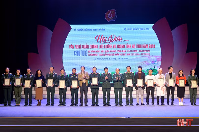 Đức Thọ đạt giải nhất Hội diễn Văn nghệ quần chúng lực lượng vũ trang Hà Tĩnh
