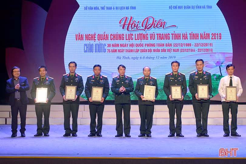 Đức Thọ đạt giải nhất Hội diễn Văn nghệ quần chúng lực lượng vũ trang Hà Tĩnh