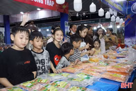 Khám phá “thiên đường ẩm thực” tại hội chợ sản phẩm công nghiệp nông thôn miền Trung - Tây Nguyên