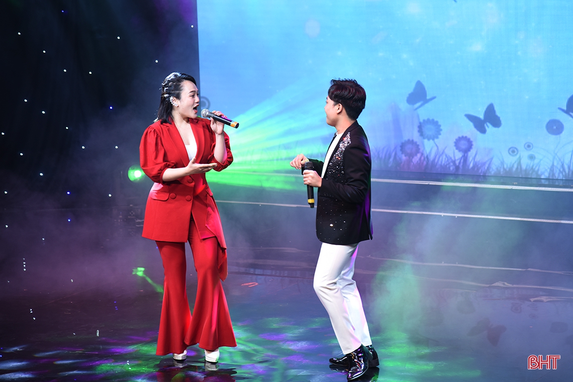 Gala “HTTV - Kết nối vòng tay nhân ái” kêu gọi gần 1,5 tỷ đồng hỗ trợ các hoàn cảnh khó khăn