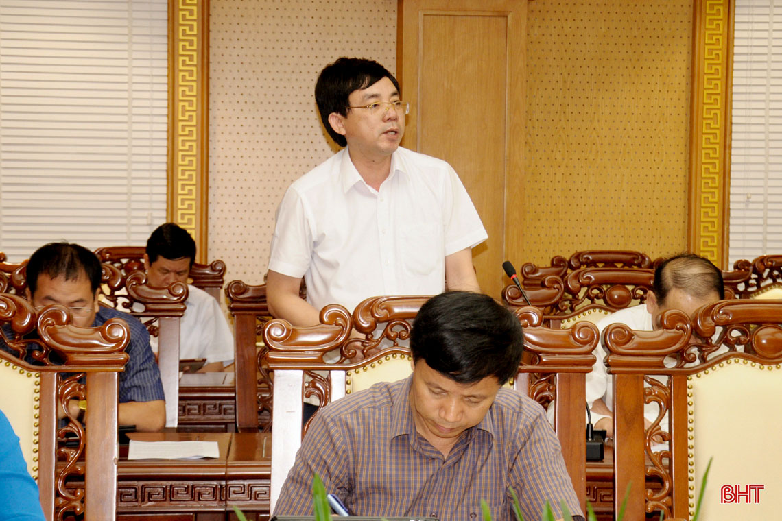 Khó khăn gấp đôi, ta phấn đấu gấp ba, không chùn bước, không bàn lùi, không ngại va chạm, vì lợi ích Nhân dân Hà Tĩnh lên trên hết