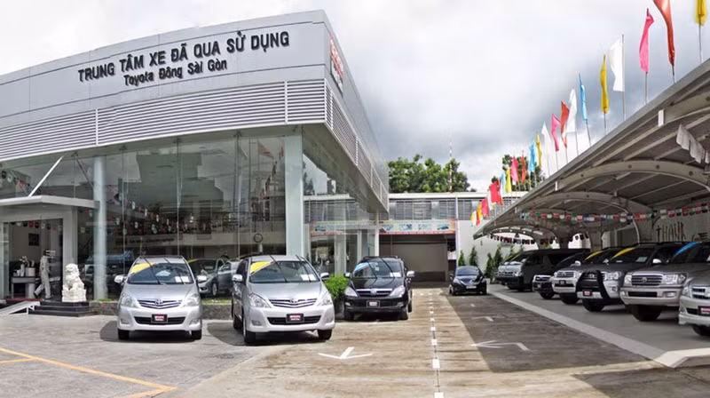 vua mua oto da mat gia ca tram trieu dong