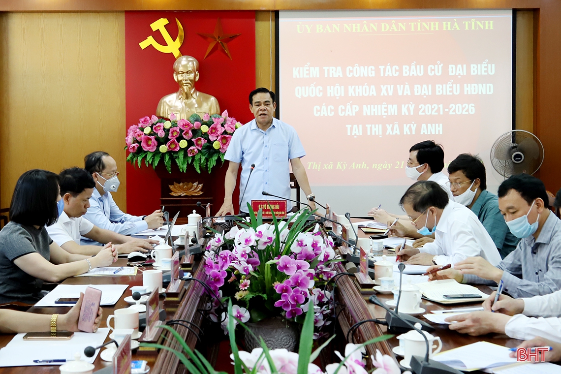 Chủ động nắm bắt, kiên quyết đấu tranh, phản bác các quan điểm sai trái về công tác bầu cử