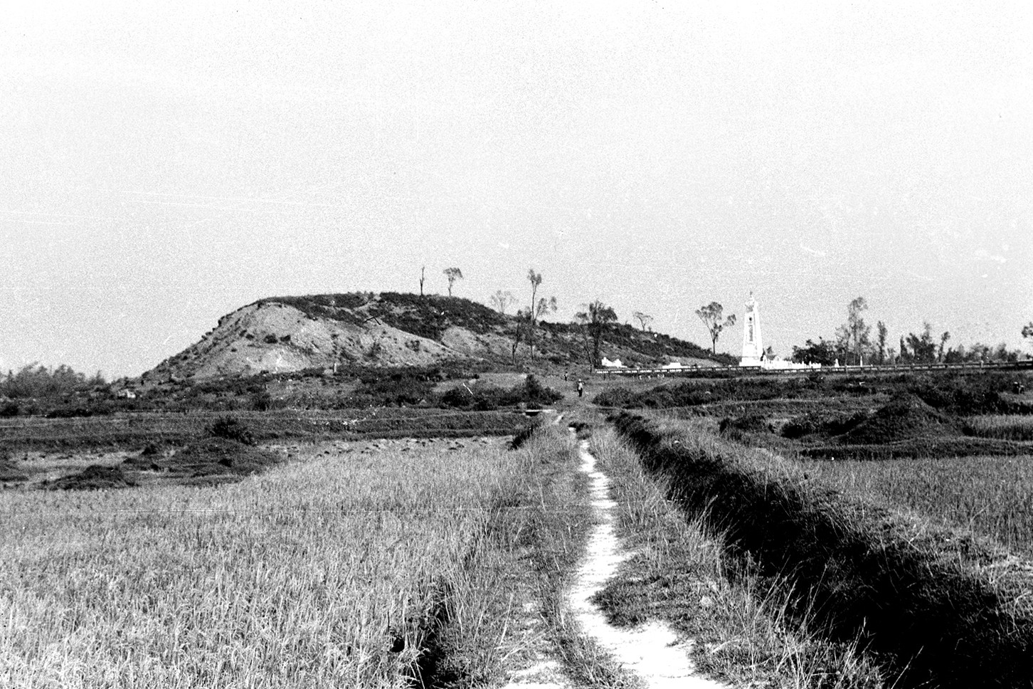 anui-nai-1975.jpg
