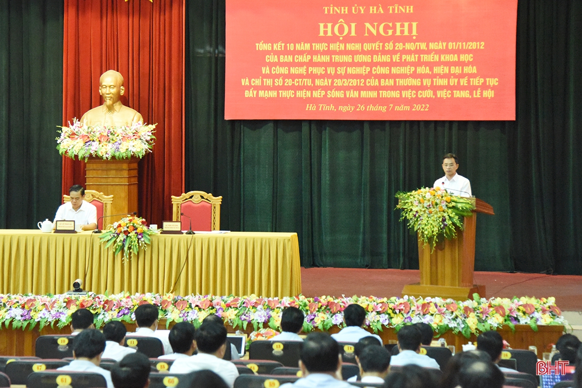 Tiếp tục triển khai hiệu quả các nghị quyết, chỉ thị về phát triển khoa học - công nghệ và thực hiện nếp sống văn minh