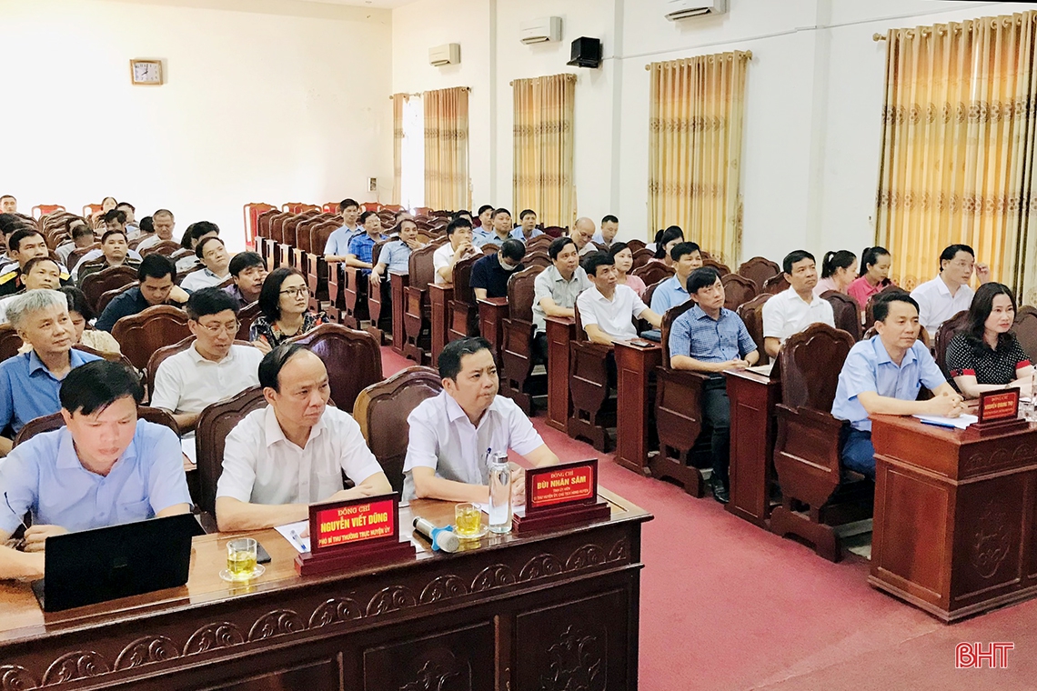 Phòng, chống tham nhũng, tiêu cực là một trong những nhiệm vụ đặc biệt quan trọng của công tác xây dựng, chỉnh đốn Đảng