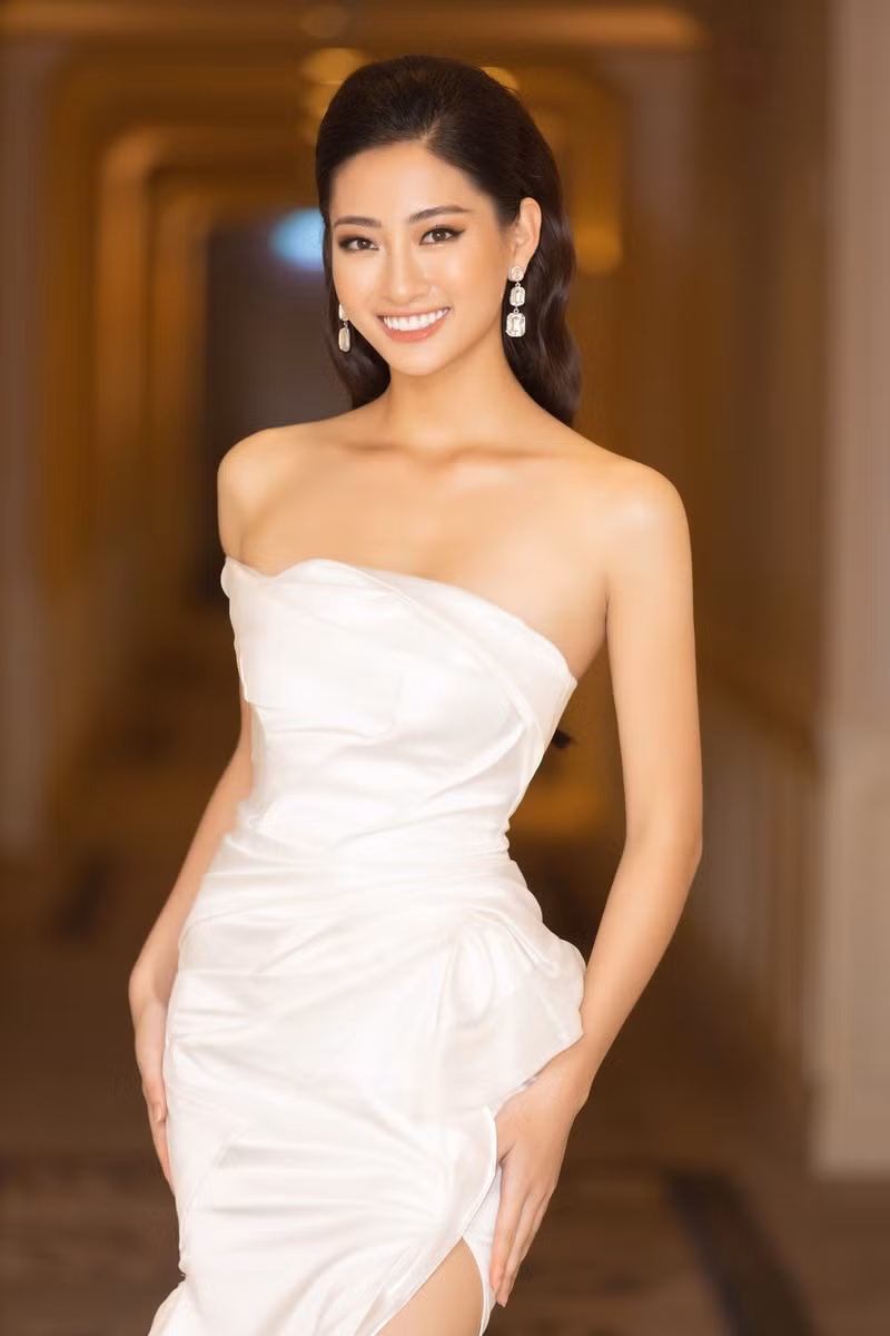 Top 3 Miss World Vietnam “đốt mắt” trong trang phục váy trắng nuột nà