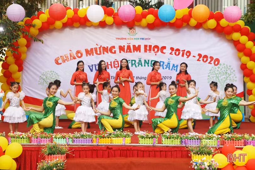 Học sinh mầm non Trí Đức háo hức khám phá Tết Trung thu
