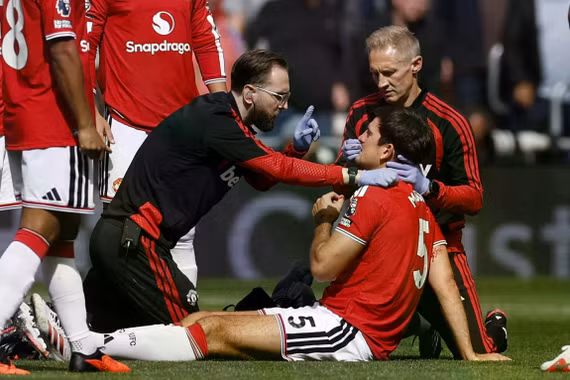 Everton vs Manchester United: Trái đắng phút 90+6