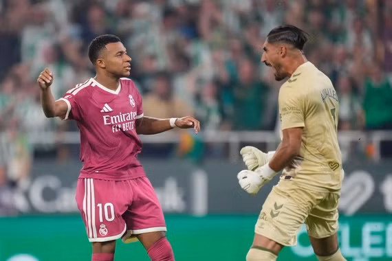 Mbappe đá hỏng phạt đền, Real thất bại cay đắng