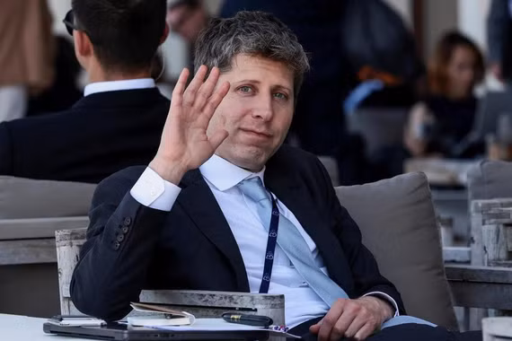 Sam Altman: 'Thế giới nên chấp nhận những điều tồi tệ của AI'