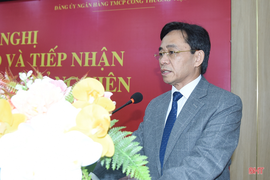 Công bố quyết định chuyển giao Đảng bộ VietinBank Chi nhánh Hà Tĩnh