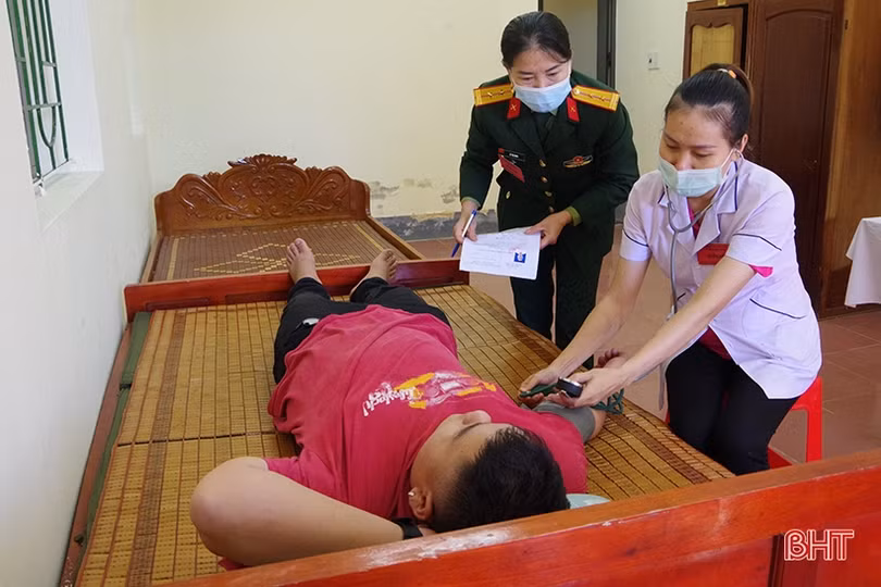 Đức Thọ hoàn thành khám tuyển nghĩa vụ quân sự, công an nhân dân năm 2023