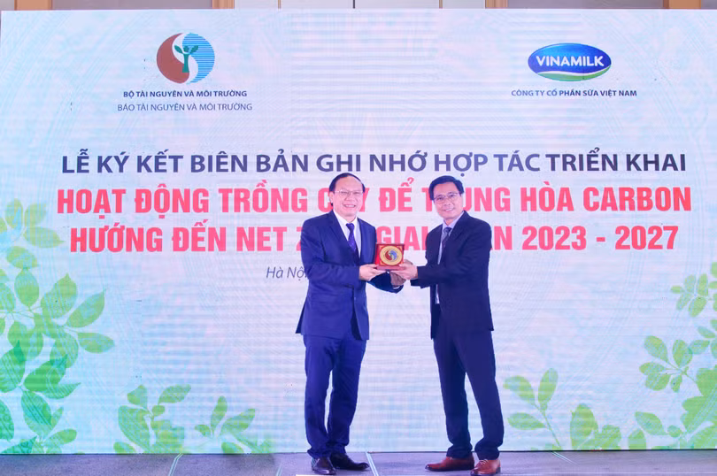 Vinamilk tiên phong thực hiện cam kết của Chính phủ về Net Zero 2025