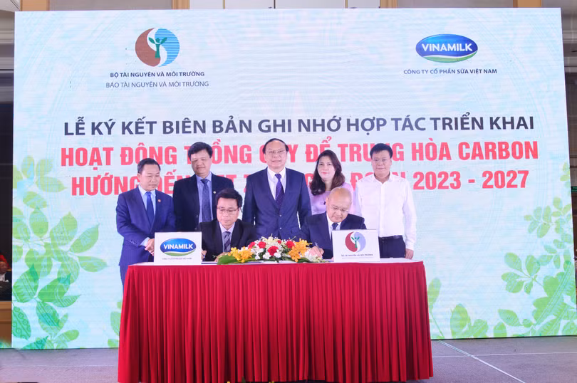 Vinamilk tiên phong thực hiện cam kết của Chính phủ về Net Zero 2025