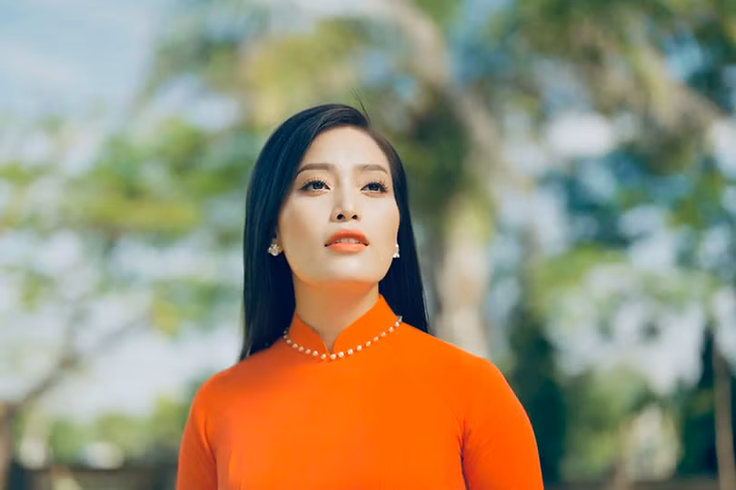 Sao Mai Huyền Trang phát hành MV Người Hà Tĩnh có thương