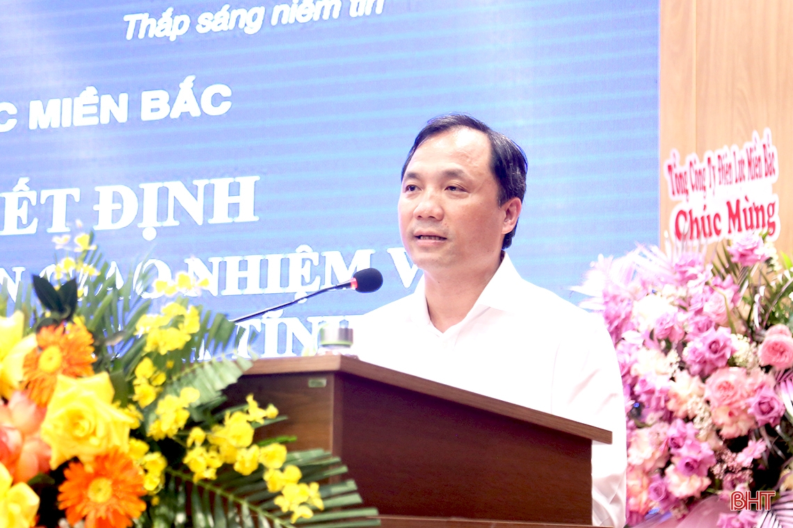 Công bố quyết định điều động, bổ nhiệm Giám đốc Công ty Điện lực Hà Tĩnh