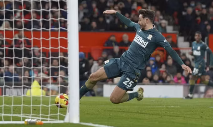 Man Utd bị loại khỏi Cup FA
