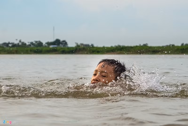 loat khoanh khac vang va tinh trang bao dong ve tre em viet nam