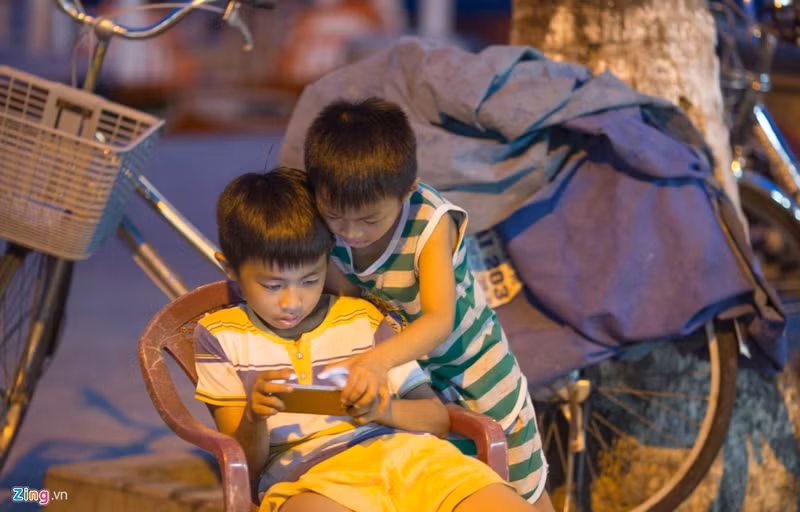 loat khoanh khac vang va tinh trang bao dong ve tre em viet nam