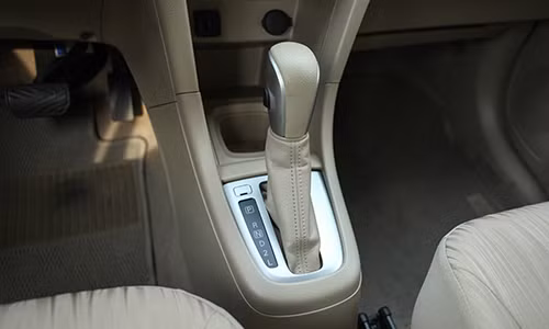 suzuki ertiga xe nhap 7 cho thuc dung cho gia dinh viet