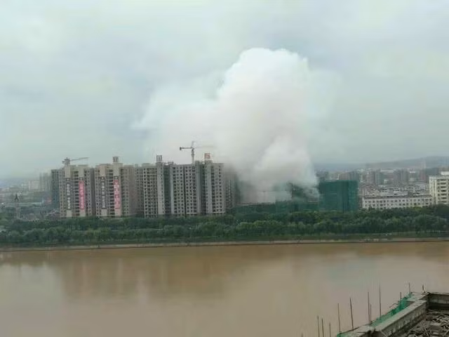 trung quoc xu phat hon 30 nguoi lien quan vu no nha may dien khien 22 nguoi chet