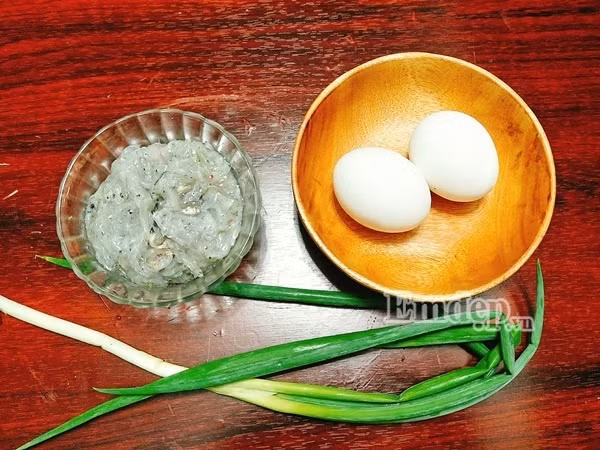 3 buoc lam cha ca com sieu nhanh gon thom nuc mui ngon tuyet voi