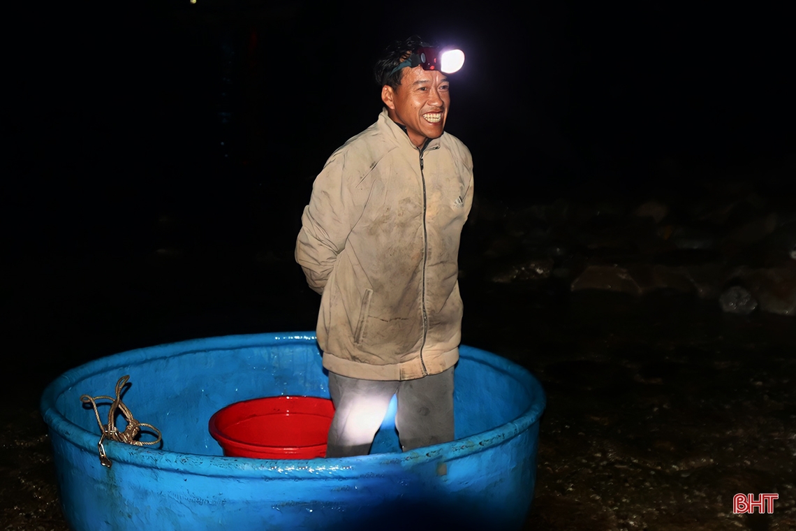 Bến cá Cồn Gò nhộn nhịp những ngày cuối năm