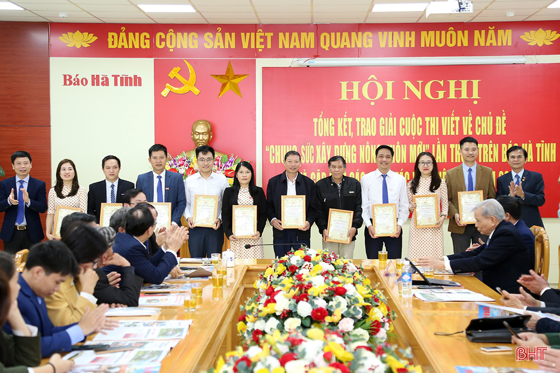 29 tác phẩm đạt giải viết về chủ đề “Chung sức xây dựng nông thôn mới” trên Báo Hà Tĩnh