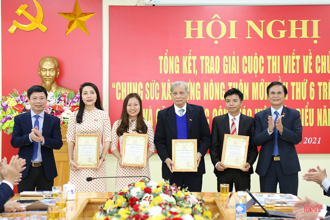 29 tác phẩm đạt giải viết về chủ đề “Chung sức xây dựng nông thôn mới” trên Báo Hà Tĩnh