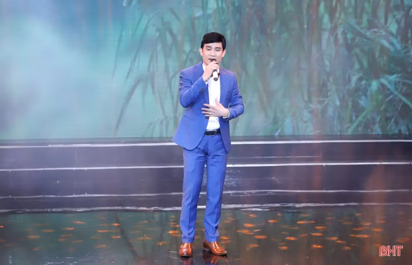 Gala “HTTV - Kết nối vòng tay nhân ái” kêu gọi gần 1,6 tỷ đồng hỗ trợ người nghèo